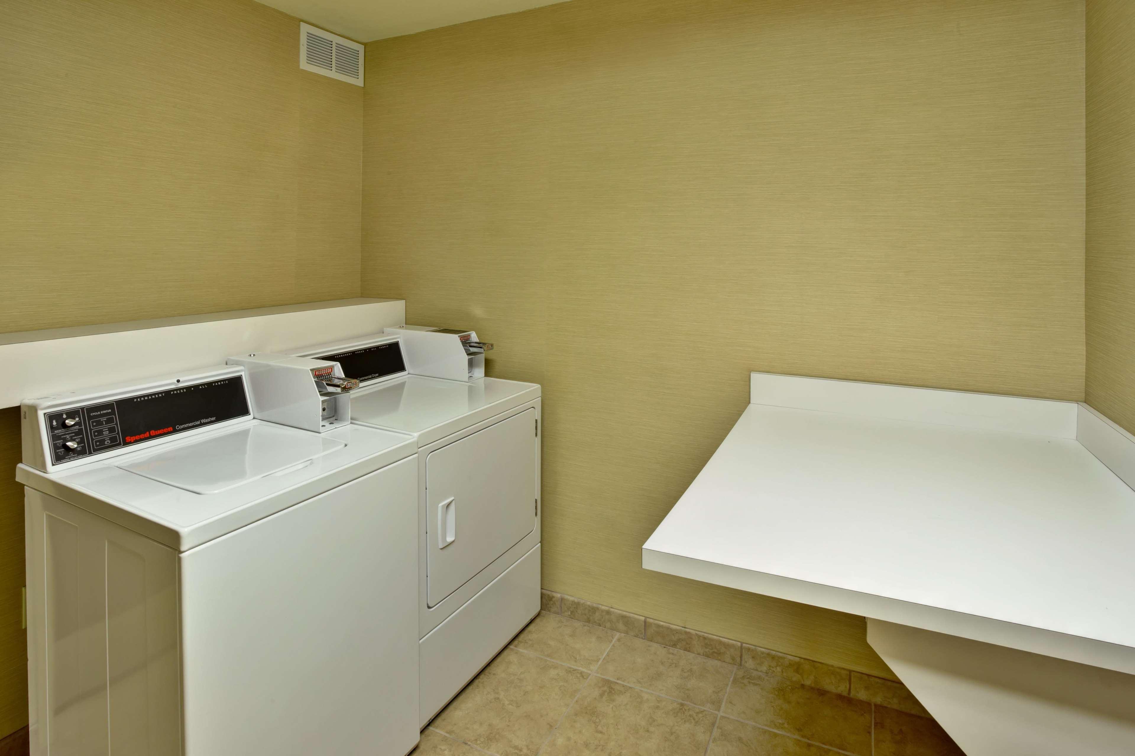 Hampton Inn Ft Wayne Fort Wayne Esterno foto
